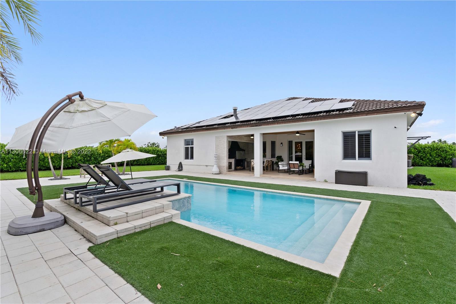 THE REDLANDS SEC 2 - Residential