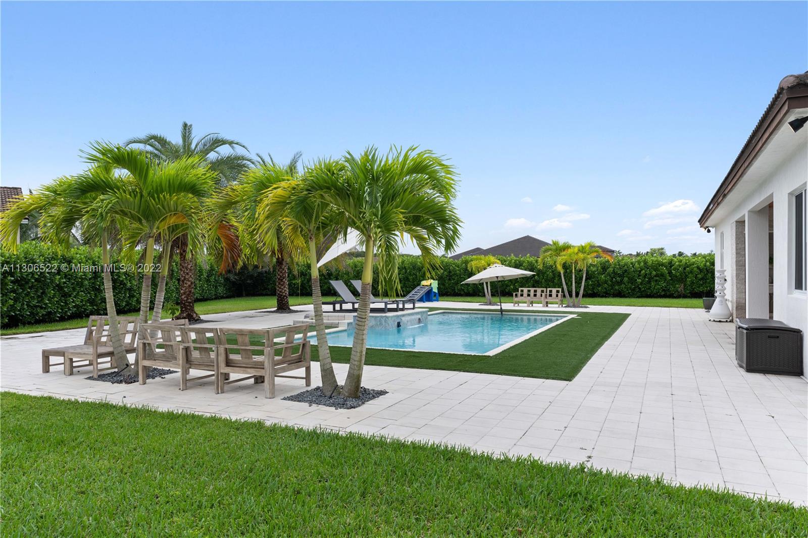 THE REDLANDS SEC 2 - Residential