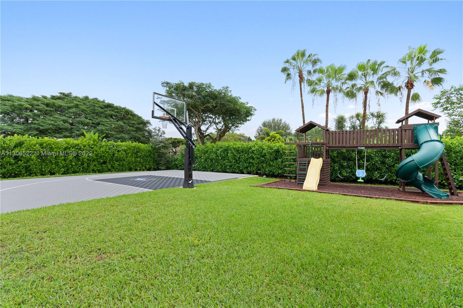 THE REDLANDS SEC 2 - Residential