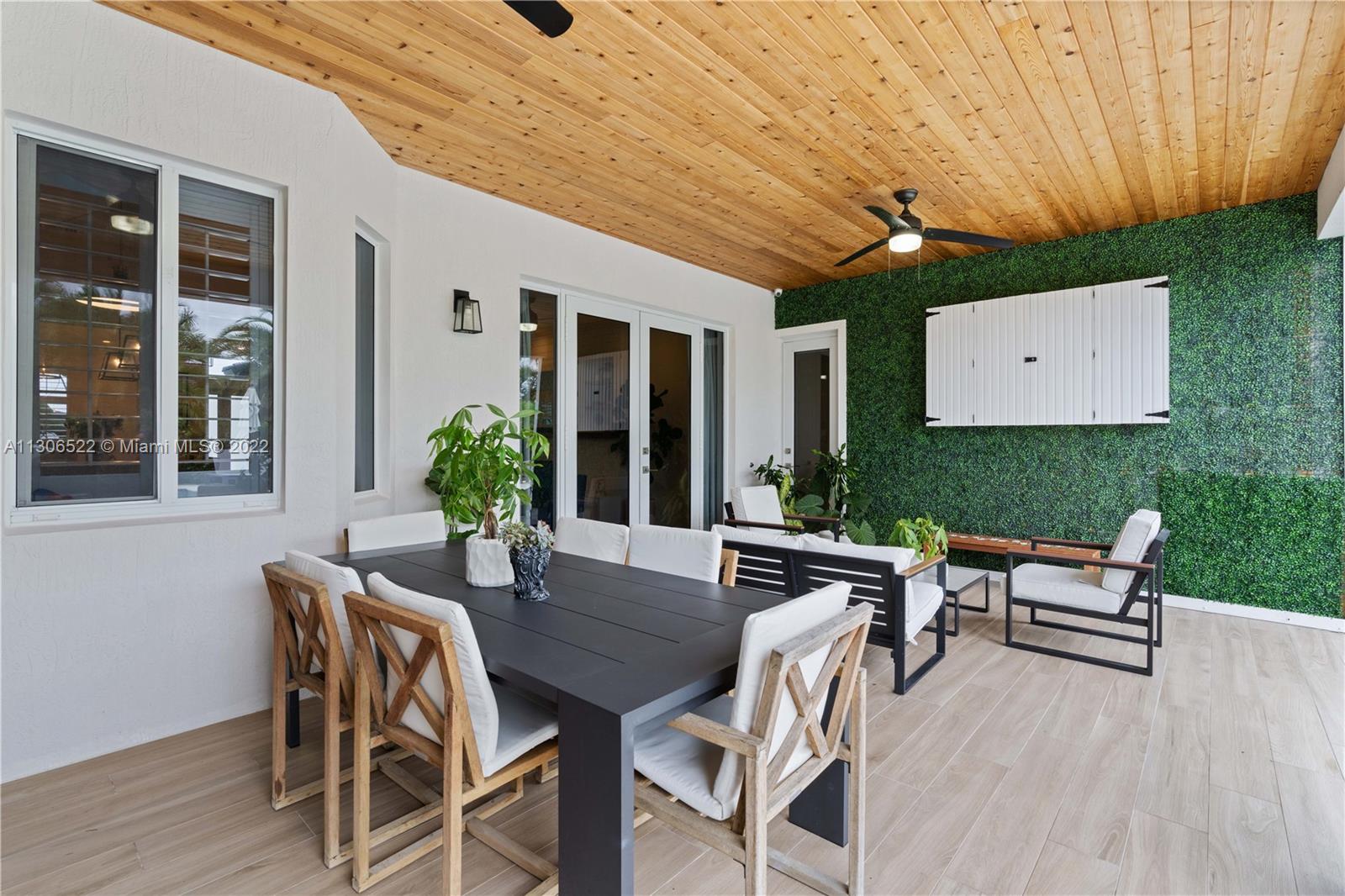 THE REDLANDS SEC 2 - Residential