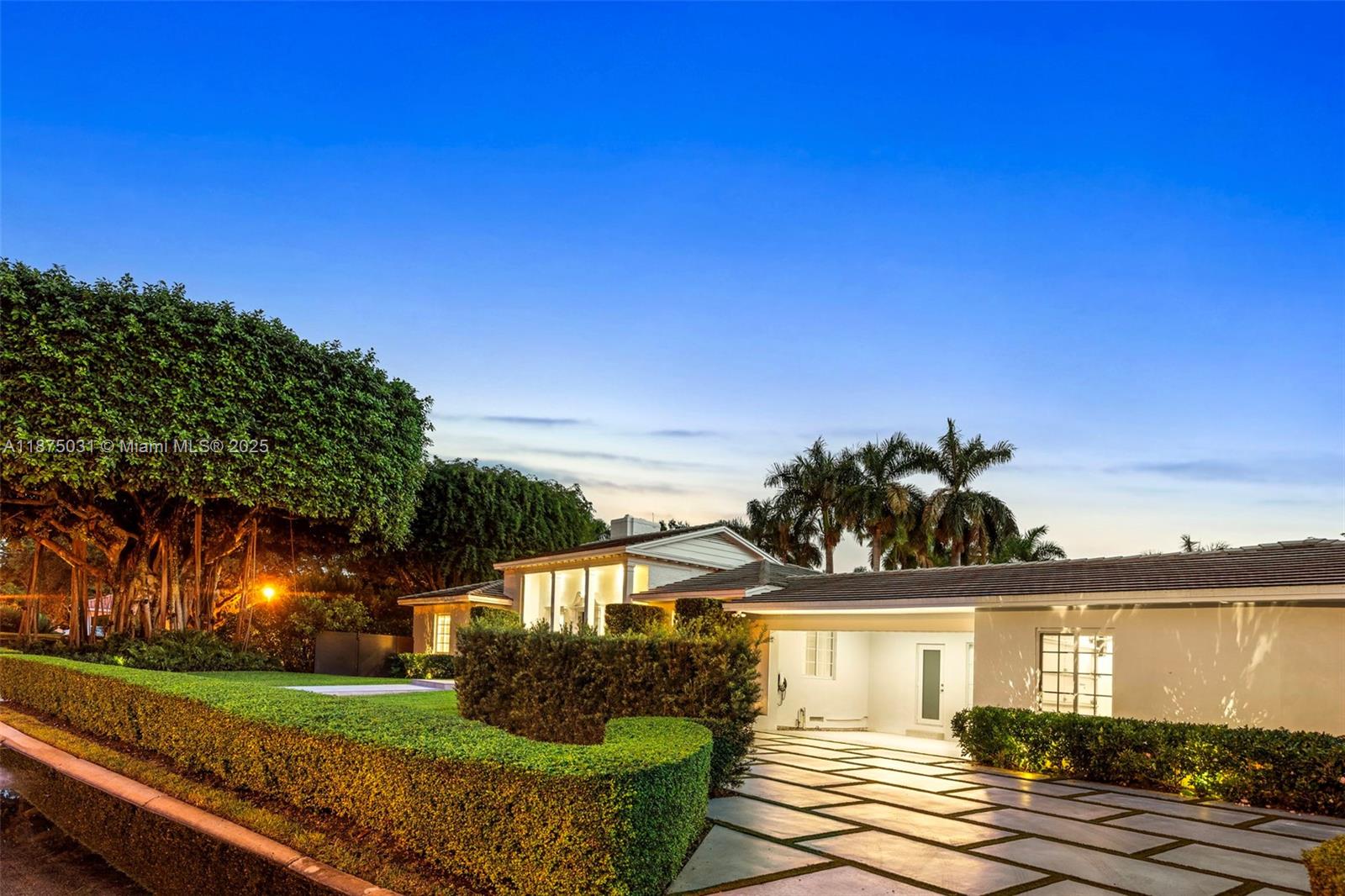 BAY POINT - Residential Lease