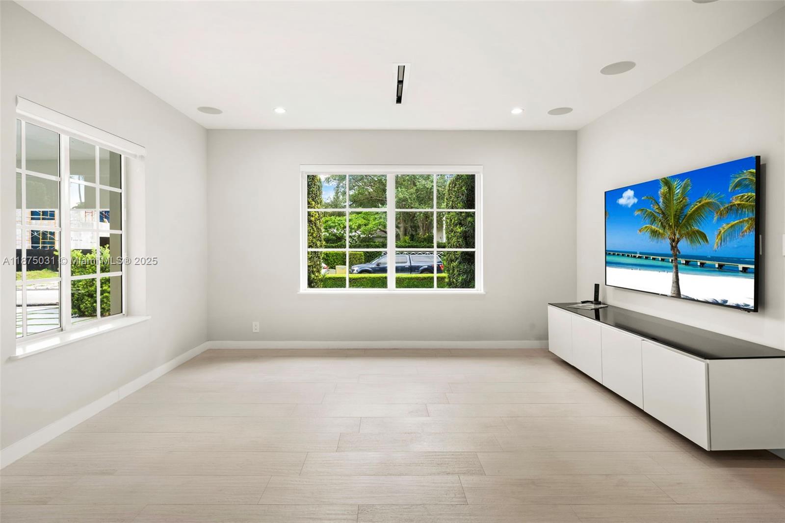 BAY POINT - Residential Lease