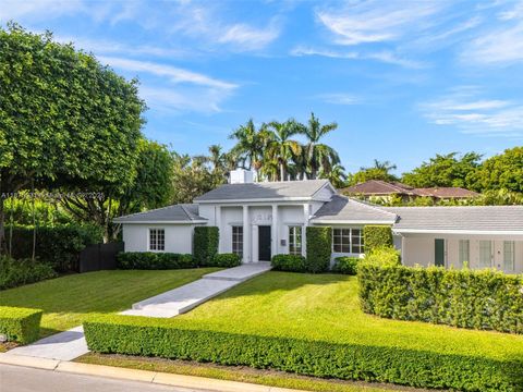 4380 Lake Rd Miami FL 33137