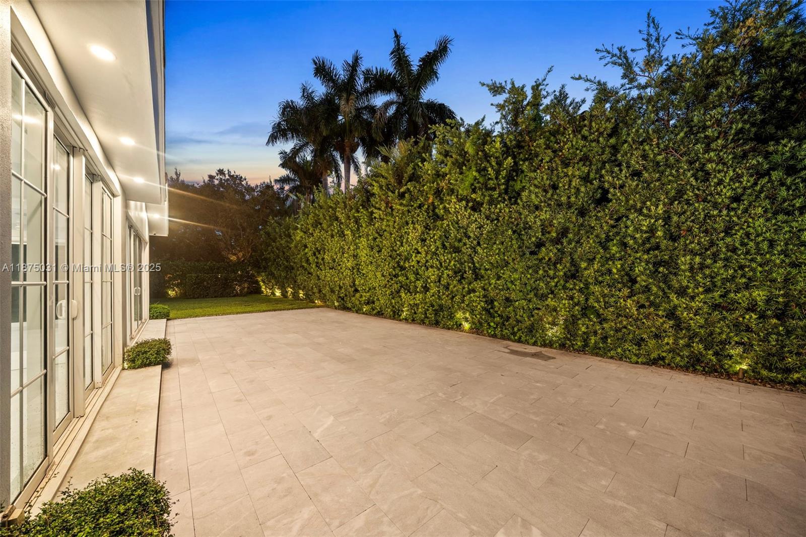 BAY POINT - Residential Lease