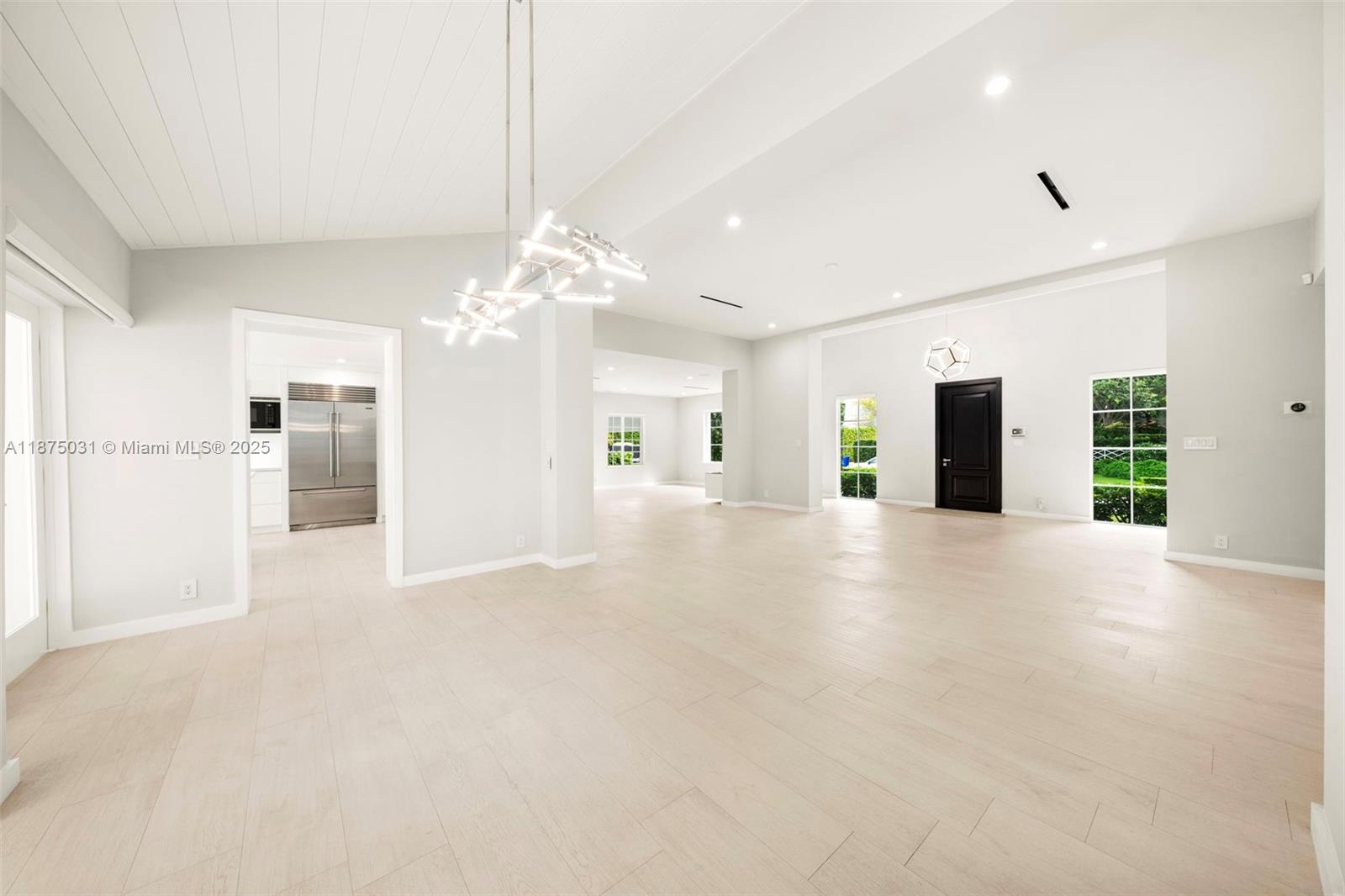 BAY POINT - Residential Lease