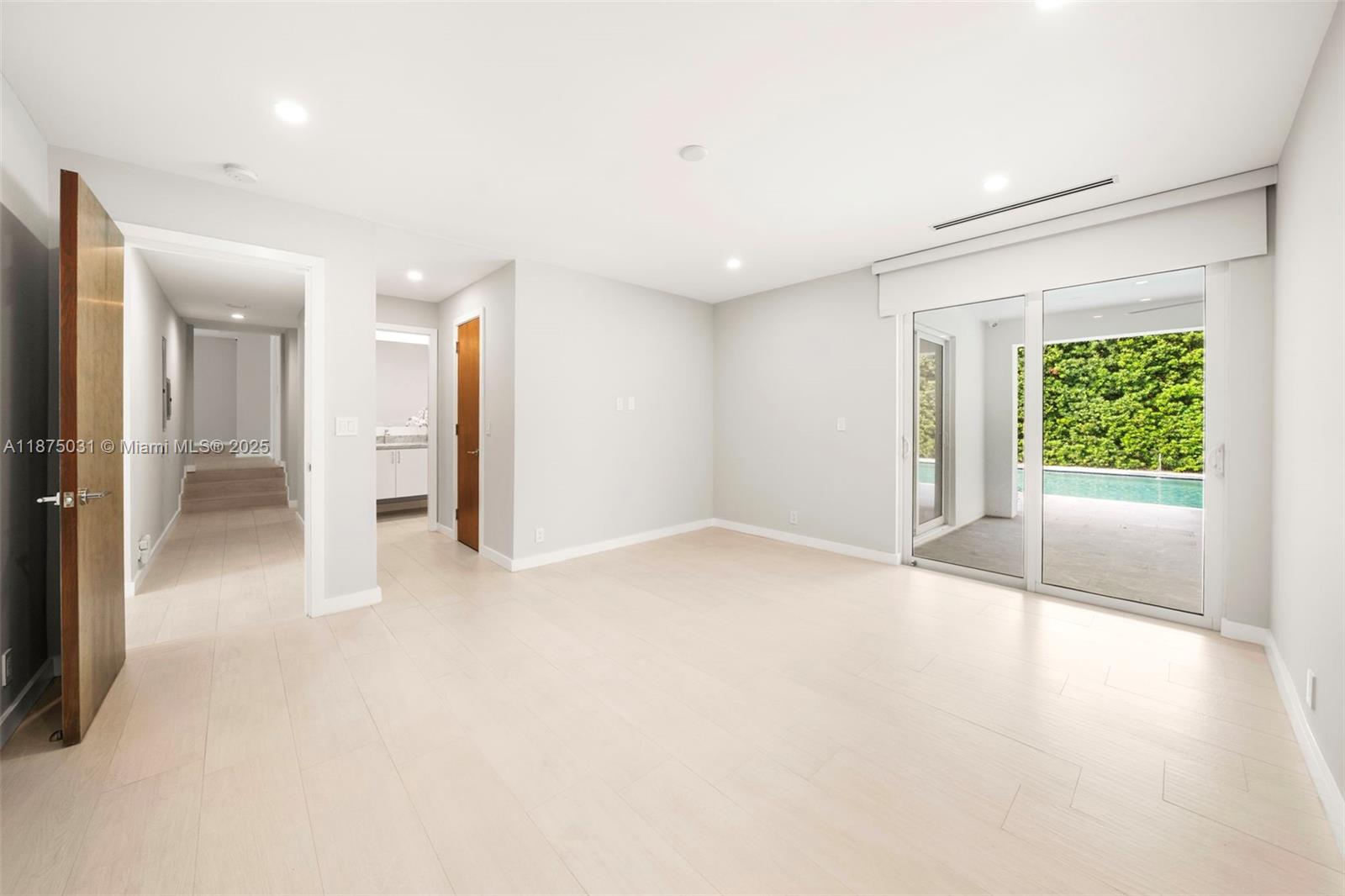 BAY POINT - Residential Lease