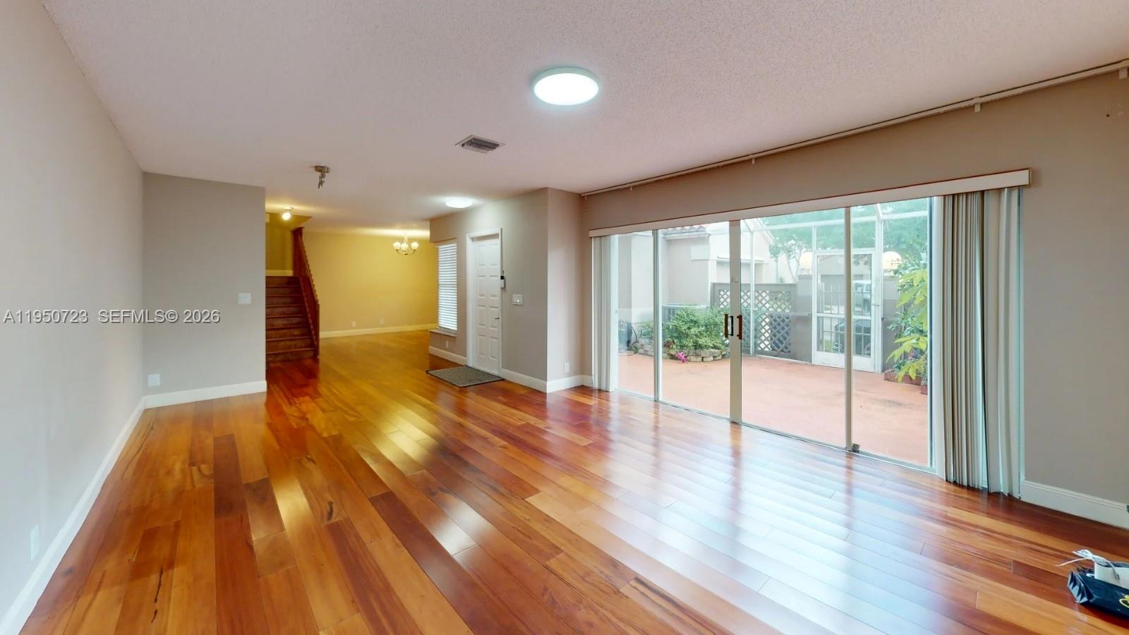 11045 Neptune Dr 11045