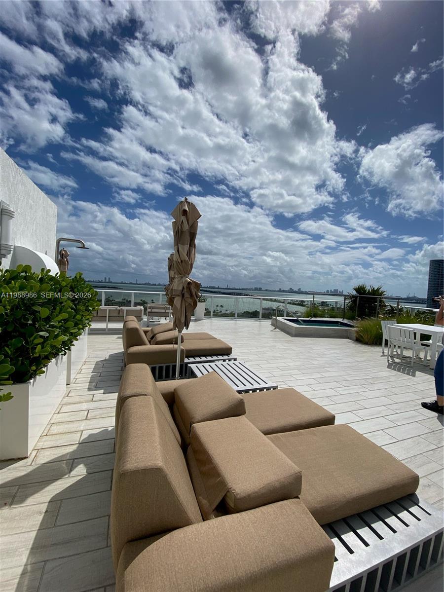 4250 BISCAYNE BOULEVARD C - Residential