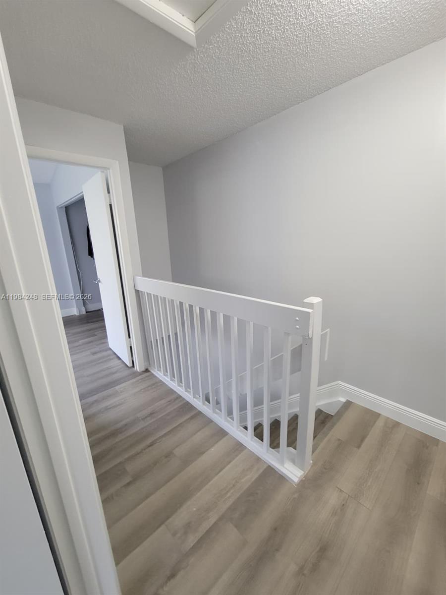 OAKWOOD ON THE GREEN COND - Residential Lease