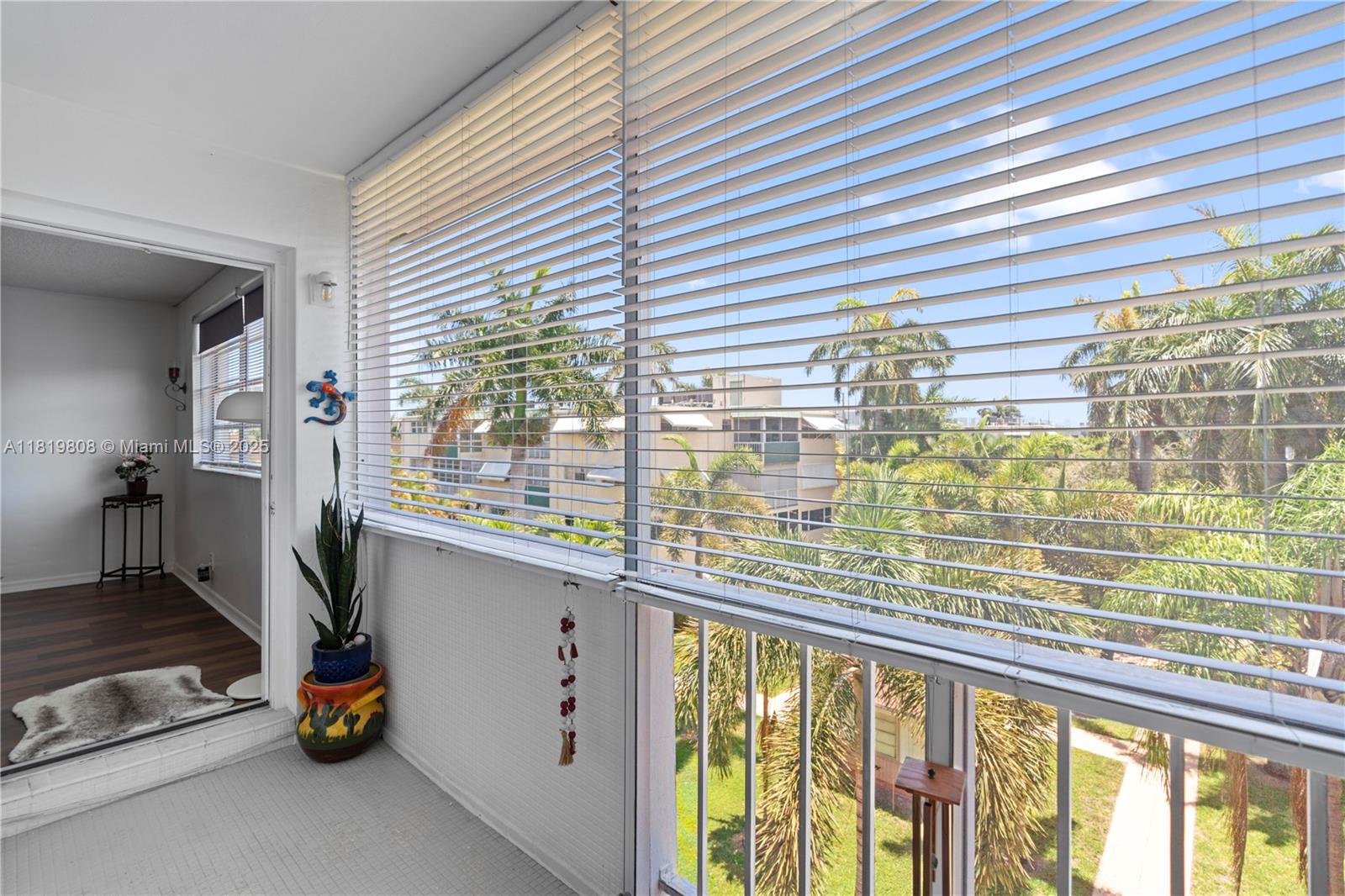 APRIL SONG CONDO - Residential