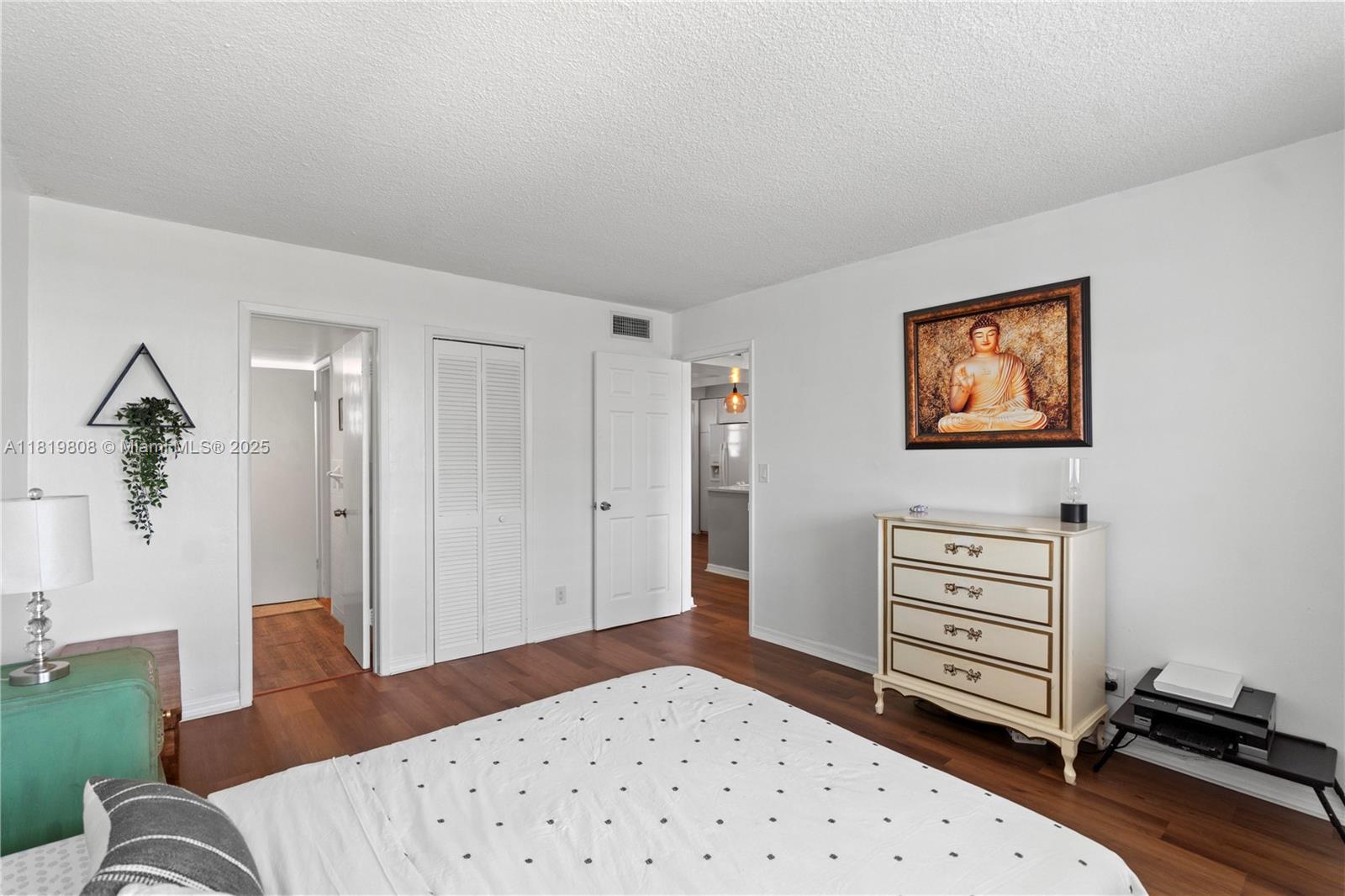 APRIL SONG CONDO - Residential