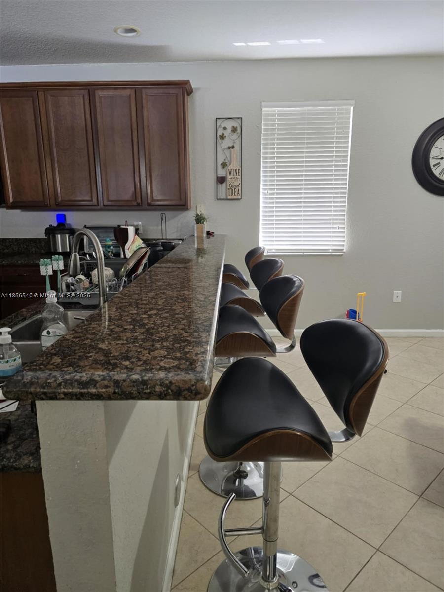 MANDARIN LAKES - Residential