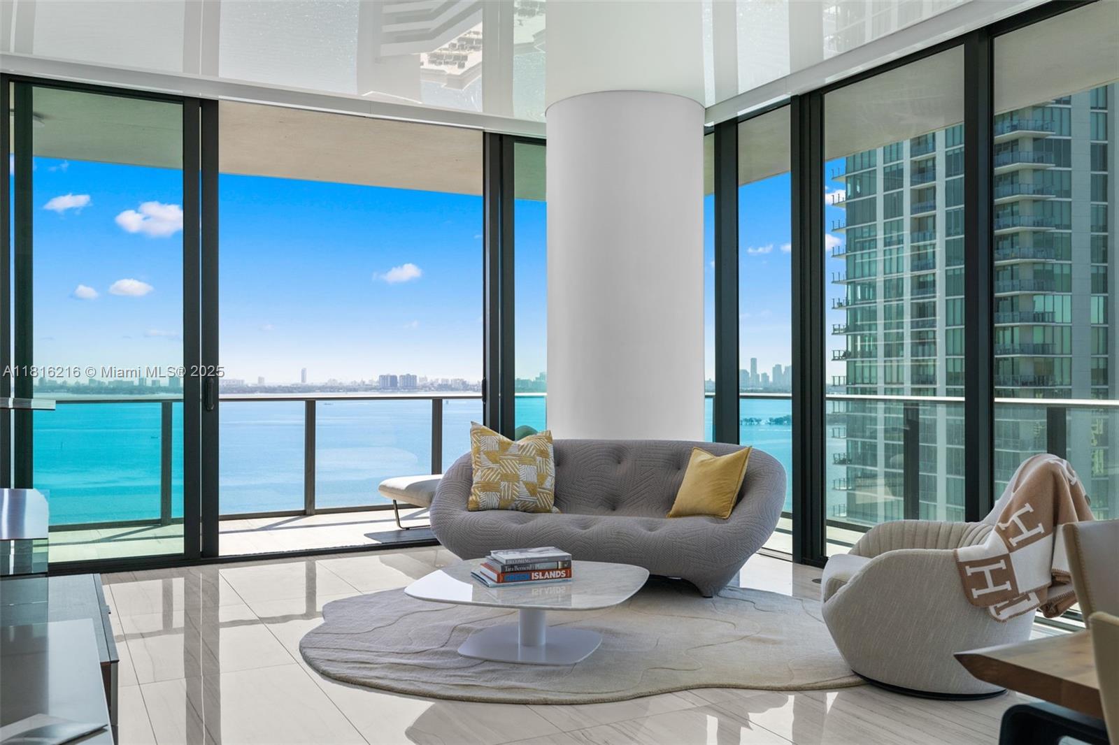480 Ne 31 Street 1801, Miami, Broward County, Florida - 4 Bedrooms  
5 Bathrooms - 