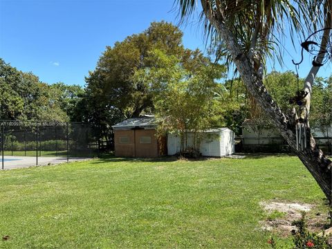 A home in Davie