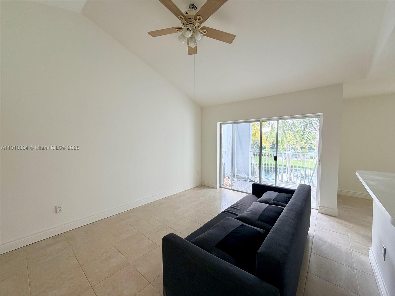 ROYAL GRAND CONDO - Residential Lease