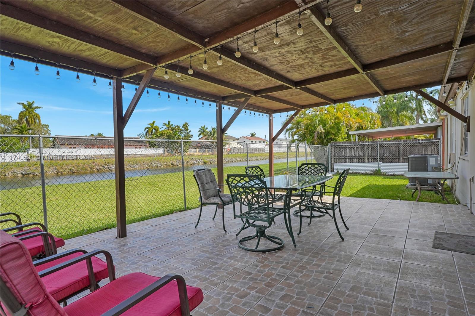 AMERICAN HOMES 1ST ADDN - Residential