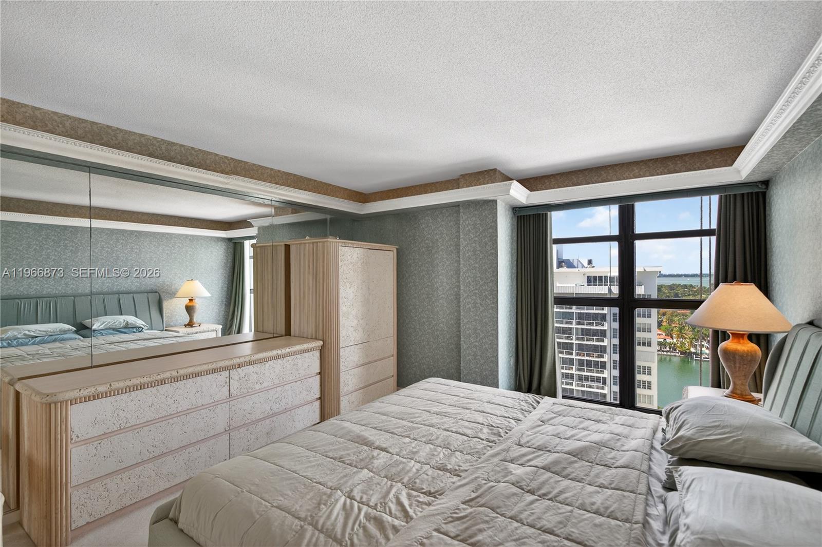 LEXCELLENCE CONDO - Residential