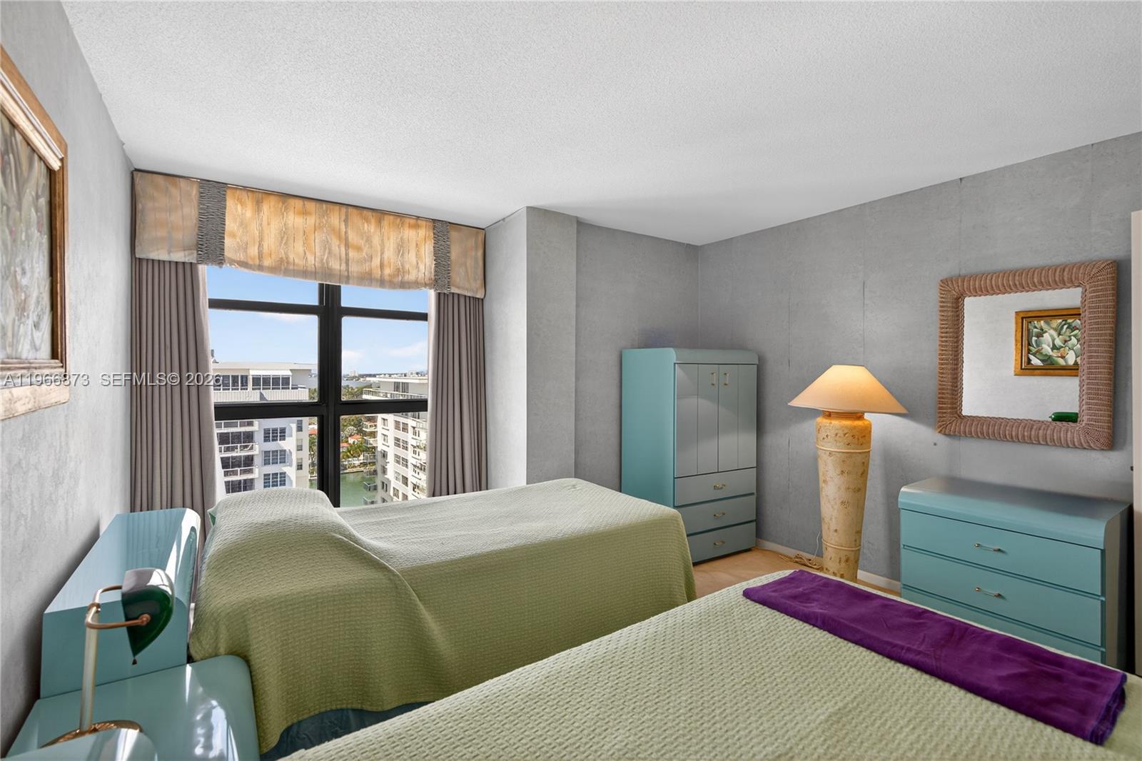 LEXCELLENCE CONDO - Residential