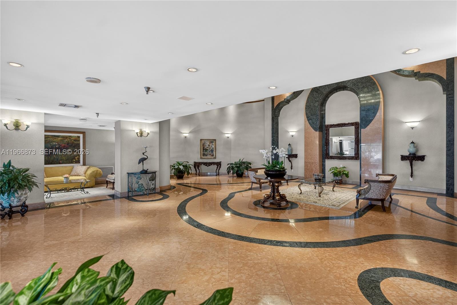 LEXCELLENCE CONDO - Residential