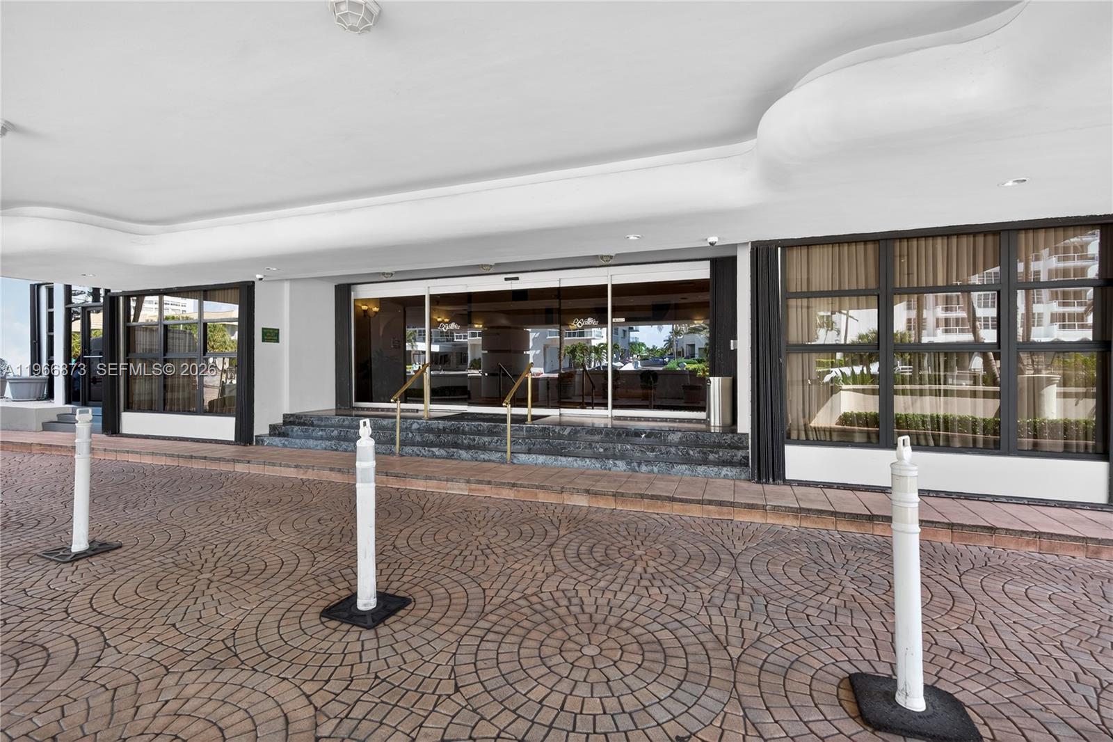 LEXCELLENCE CONDO - Residential