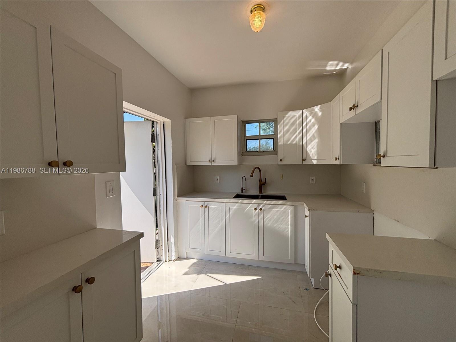 BAY VISTA PARK AMD - Residential Lease