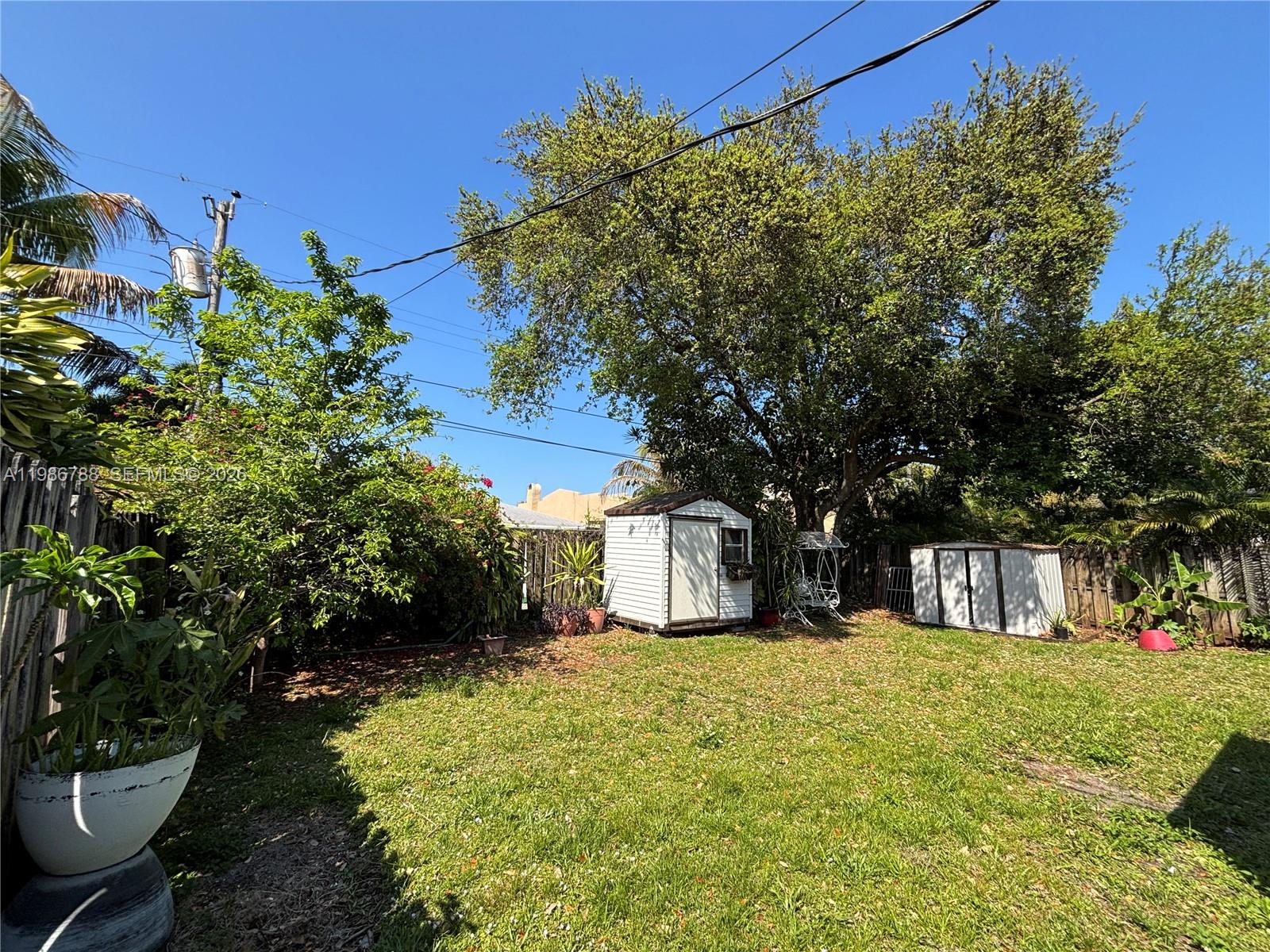 BAY VISTA PARK AMD - Residential Lease