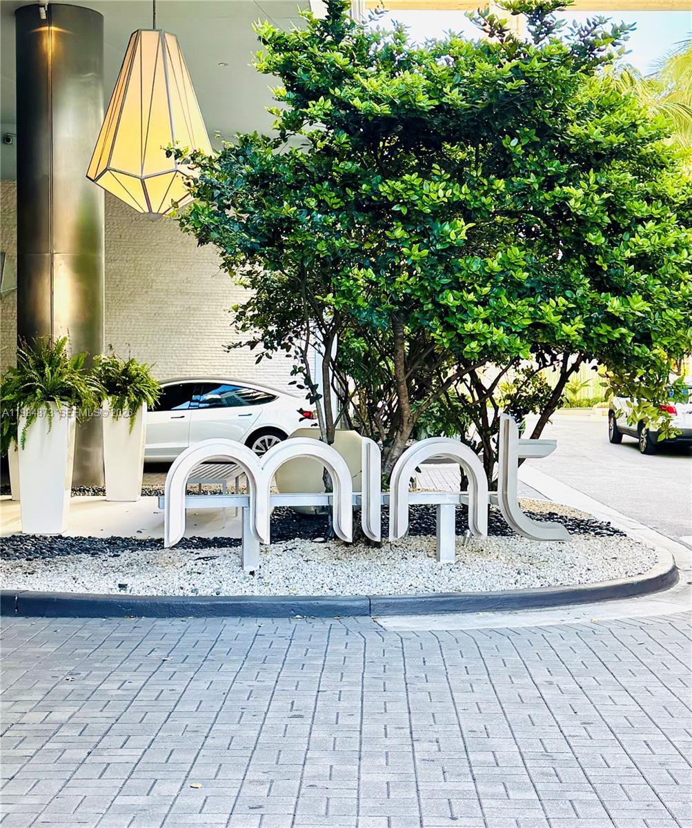 MINT CONDO - Residential Lease