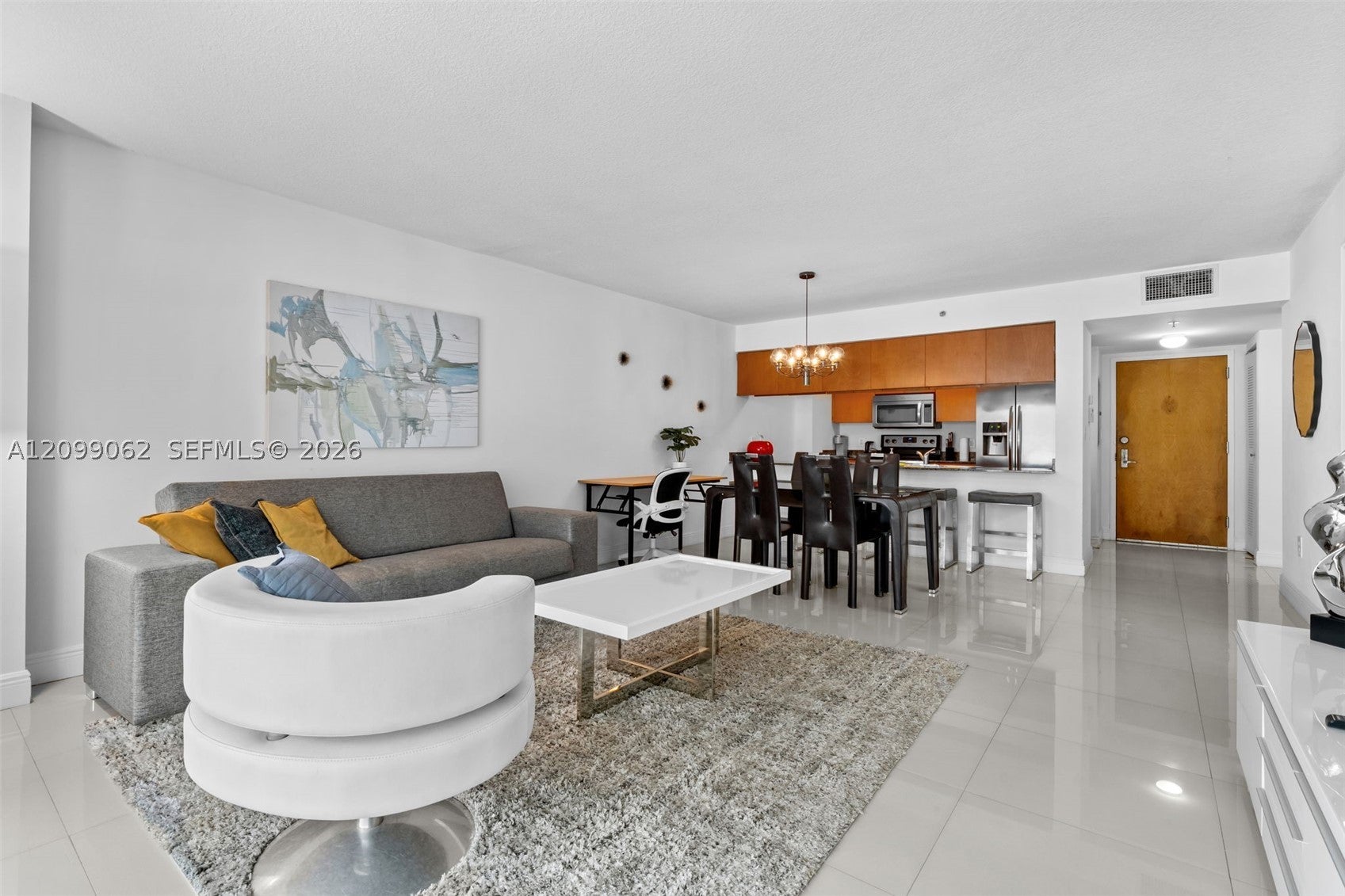 1200 Brickell Bay Dr 3908