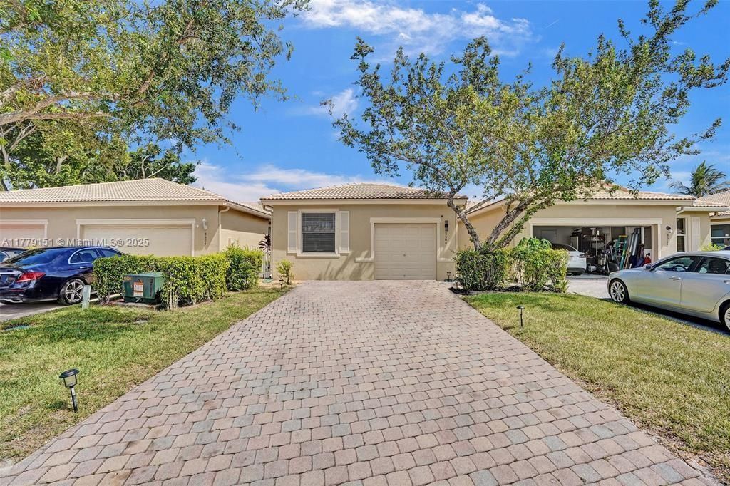 Photo of 8508 Water Cay, West Palm Beach, FL 33411 (MLS # A11779151)