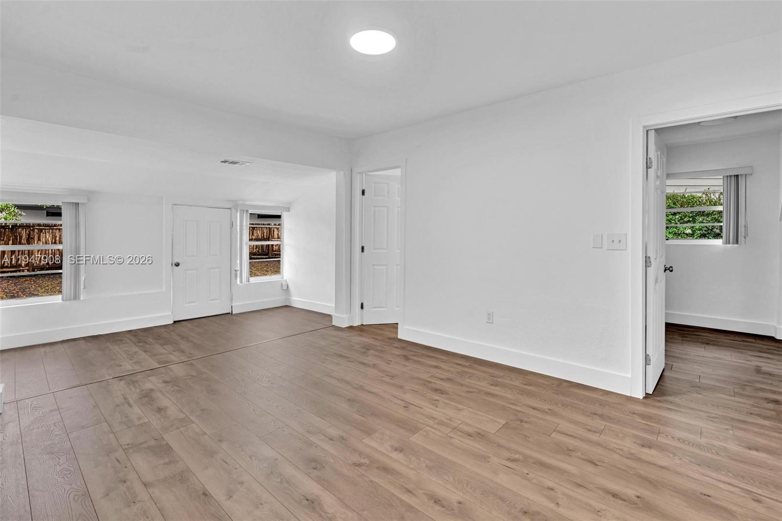 SOUTH BAY ESTATES - Residential