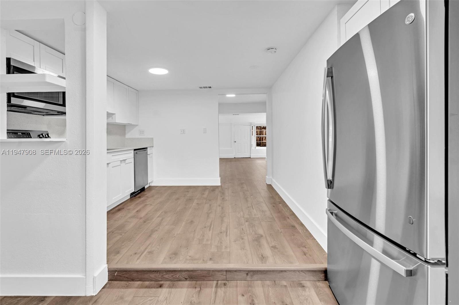 SOUTH BAY ESTATES - Residential