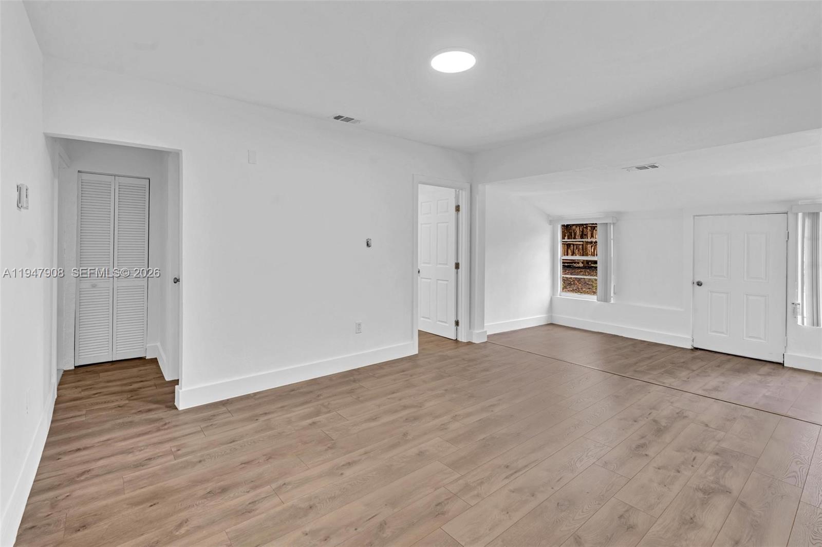 SOUTH BAY ESTATES - Residential