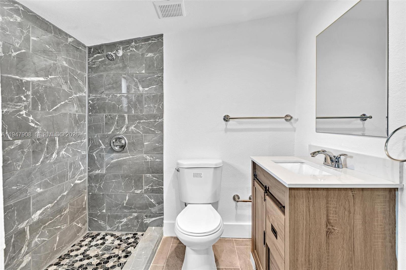 SOUTH BAY ESTATES - Residential