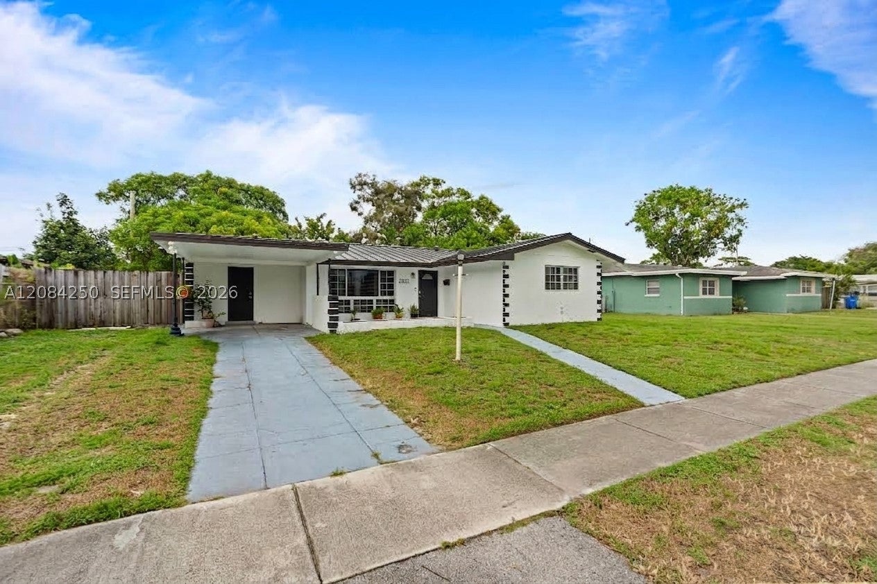 3831 NW 6th Pl