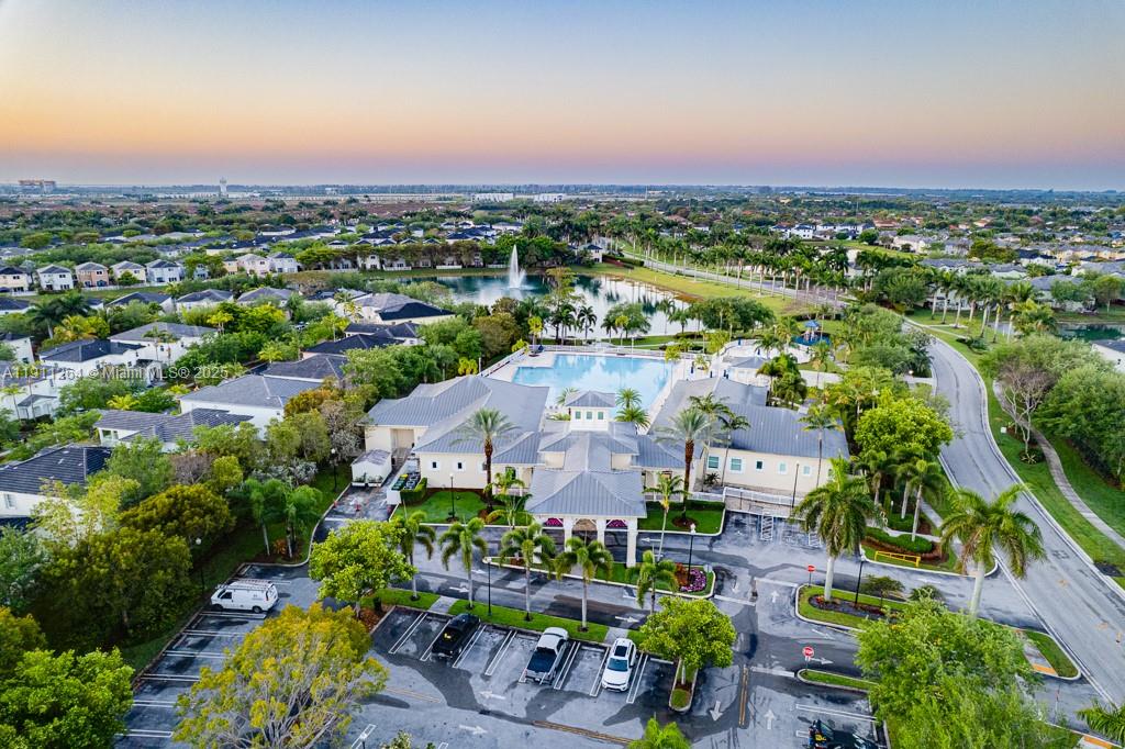 CARIBBEAN ISLES VILLAS CO - Residential Lease