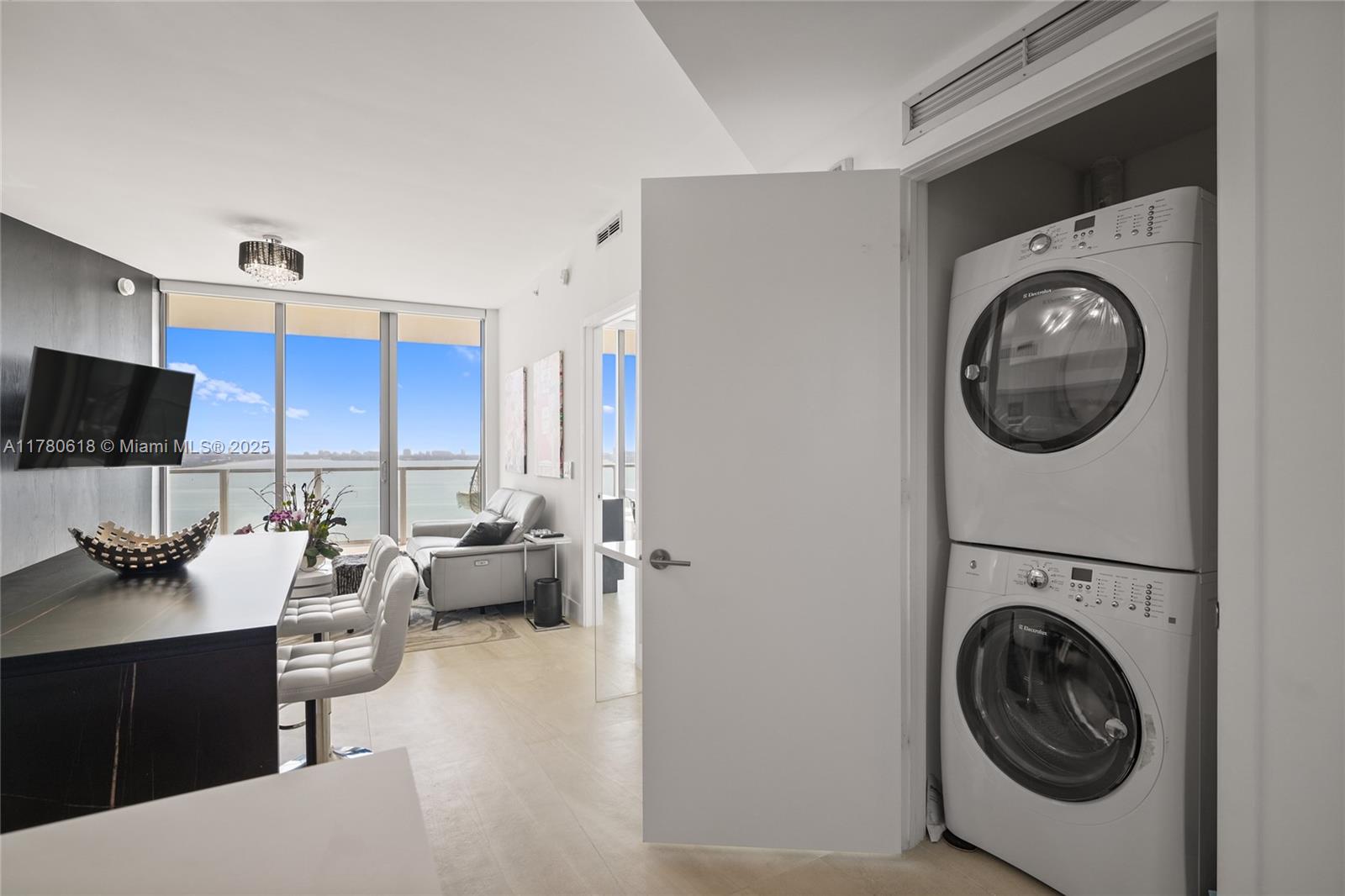 BISCAYNE BEACH CONDO - Residential