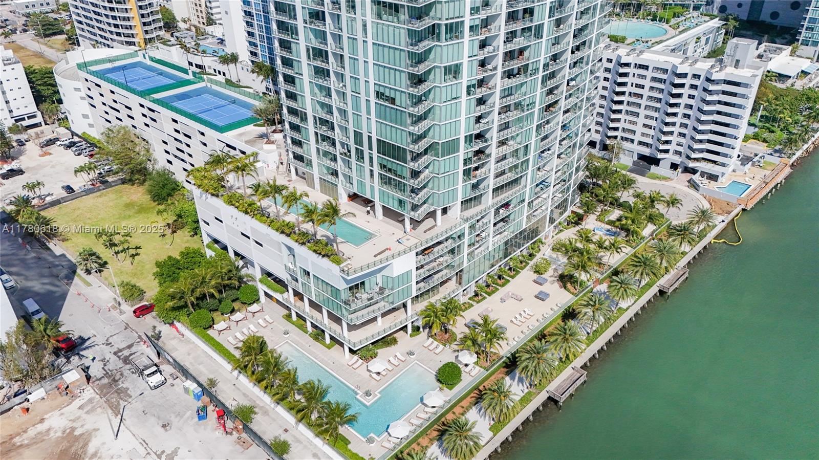 BISCAYNE BEACH CONDO - Residential