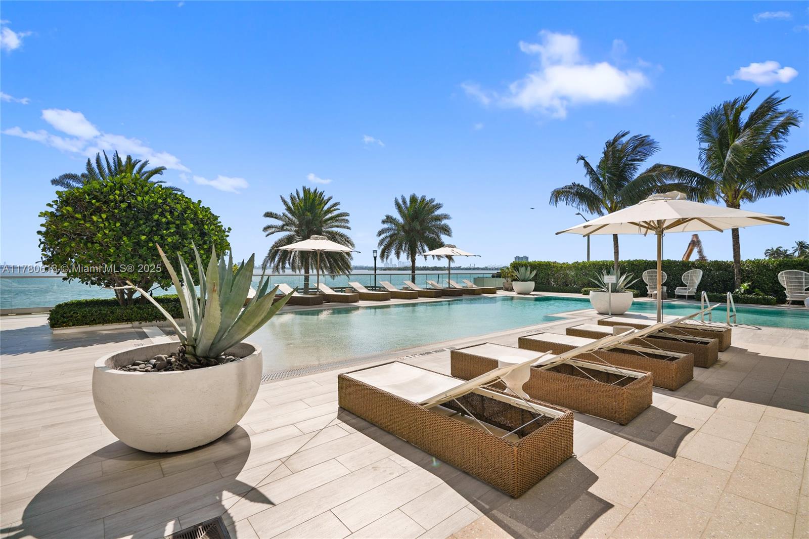 BISCAYNE BEACH CONDO - Residential