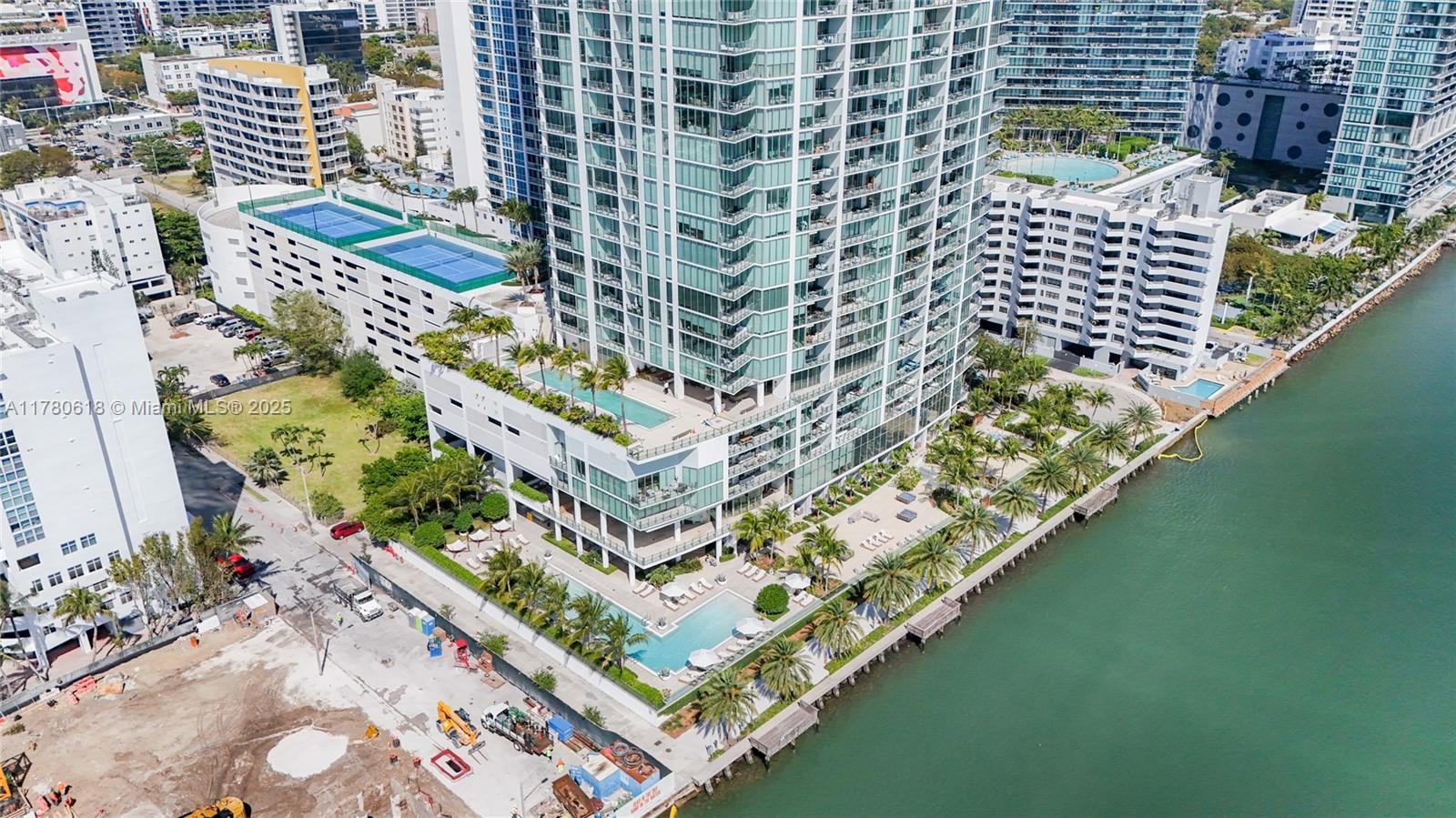 BISCAYNE BEACH CONDO - Residential
