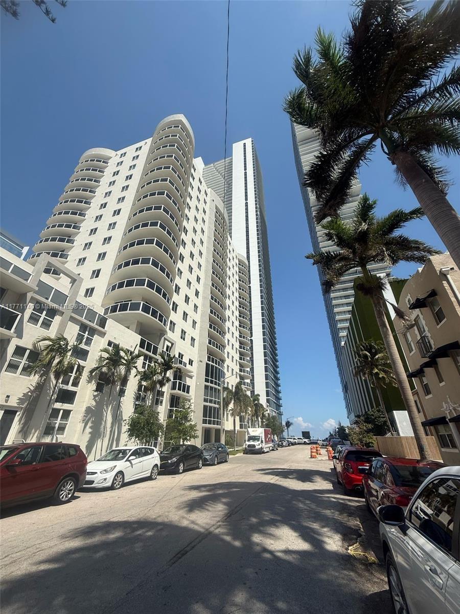 Rental Property at 601 Ne 23rd St 1407, Miami, Broward County, Florida - Bedrooms: 1 
Bathrooms: 1  - $2,500 MO.