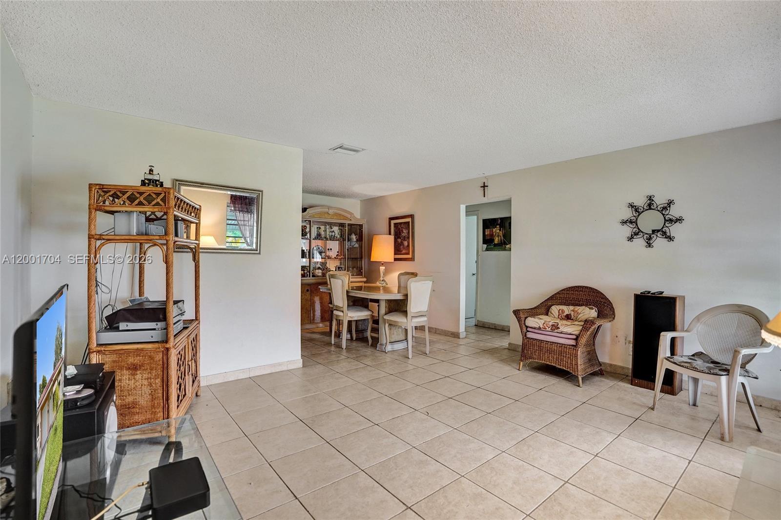 MAINLANDS OF TAMARAC LAKE - Residential