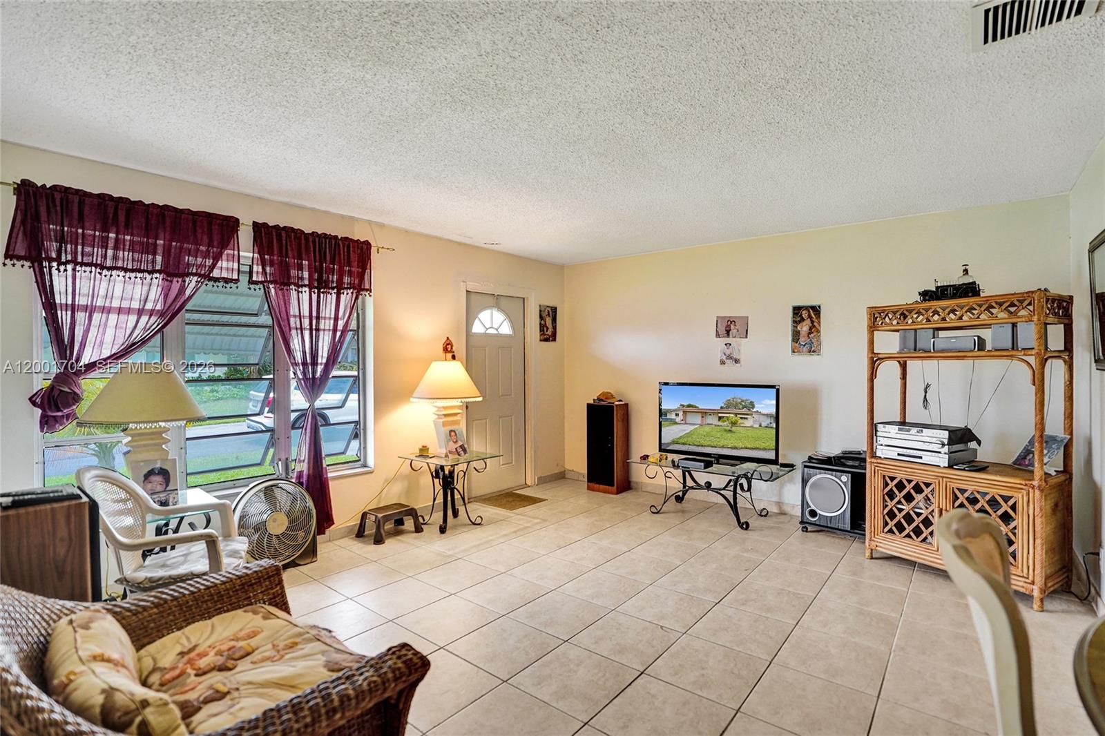 MAINLANDS OF TAMARAC LAKE - Residential