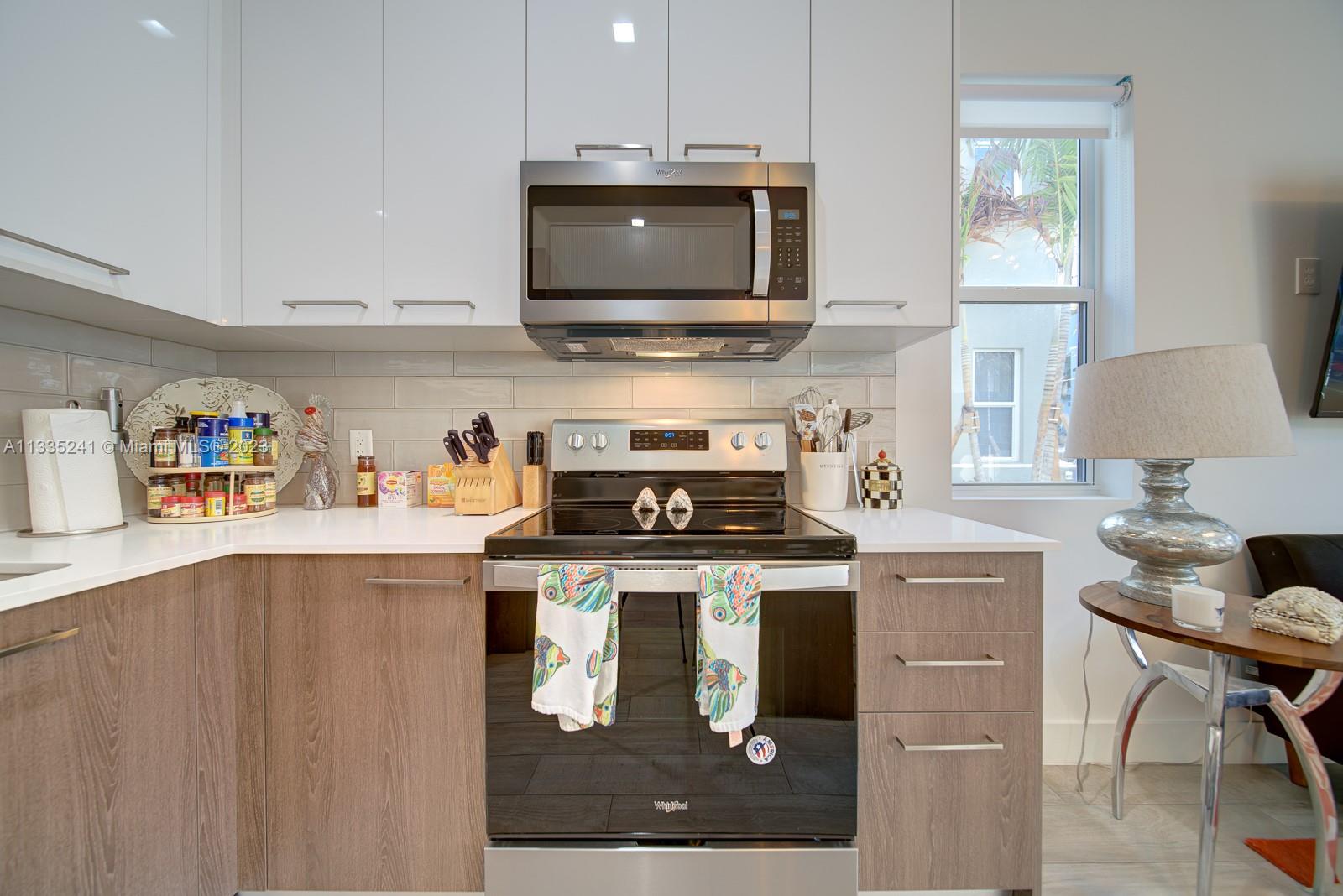 URBAN VILLAGE AT 5TH AVE - Residential