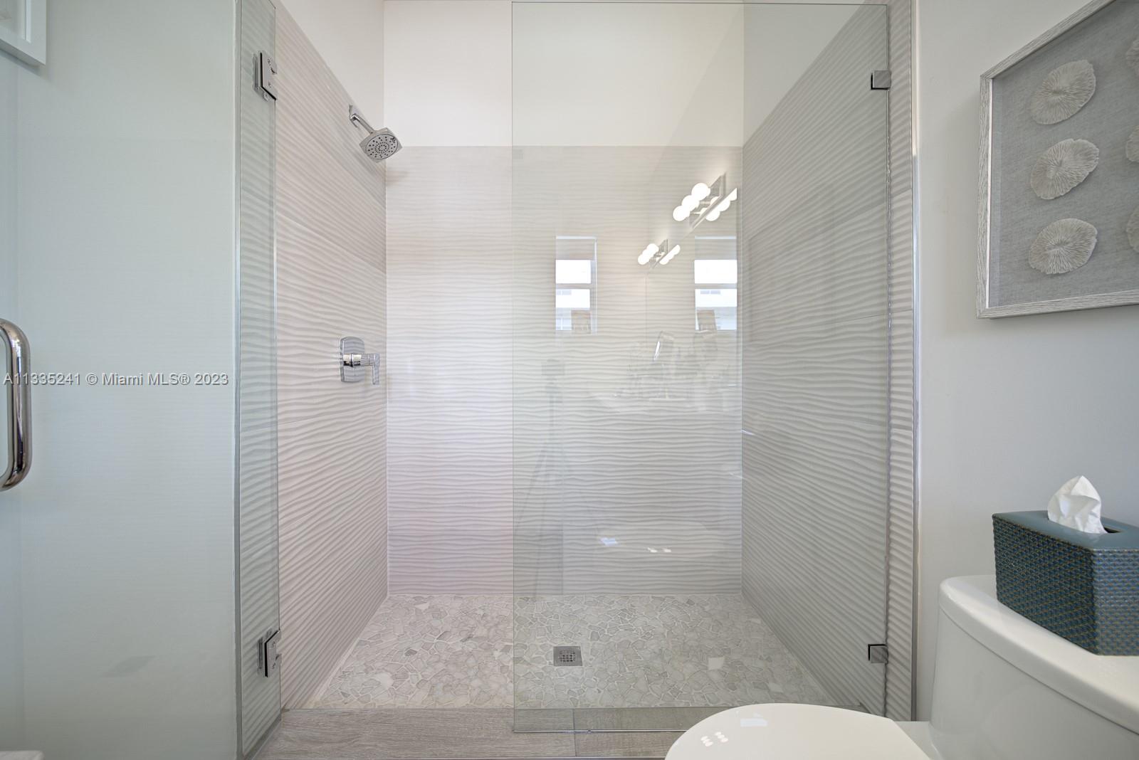 URBAN VILLAGE AT 5TH AVE - Residential