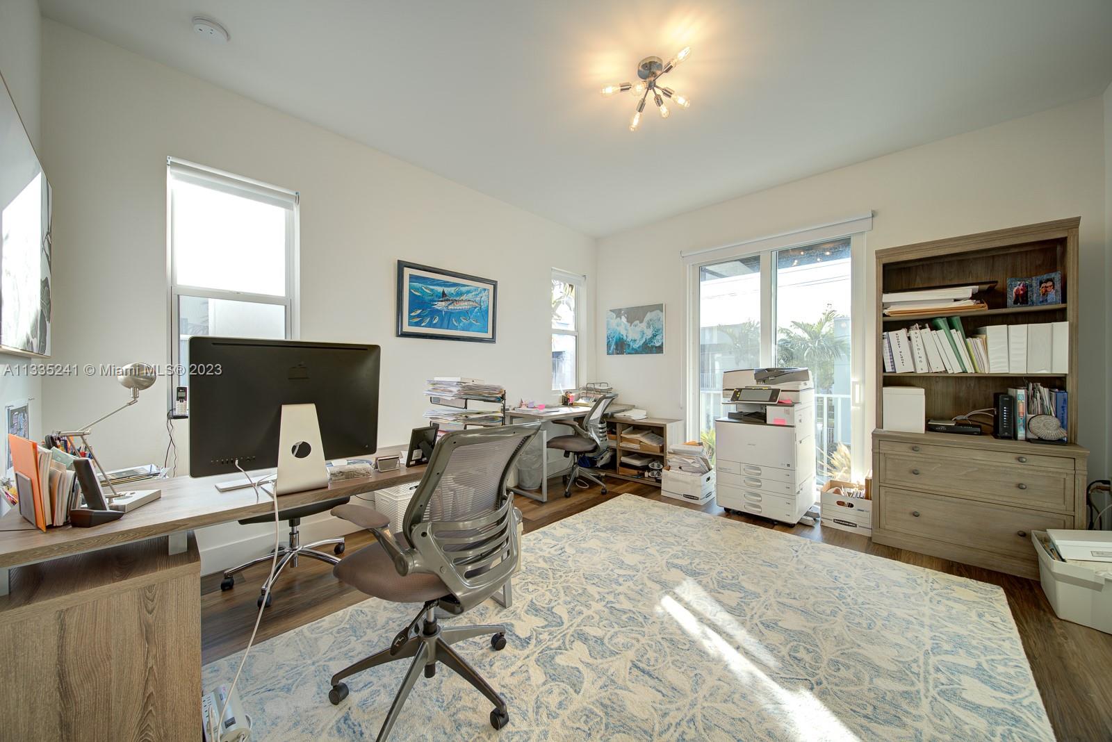 URBAN VILLAGE AT 5TH AVE - Residential