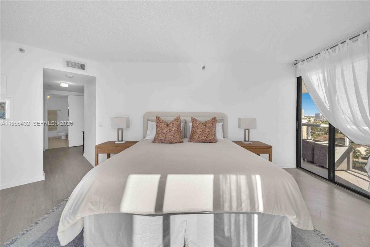 PORTSVIEW @ THE WATERWAYS - Residential