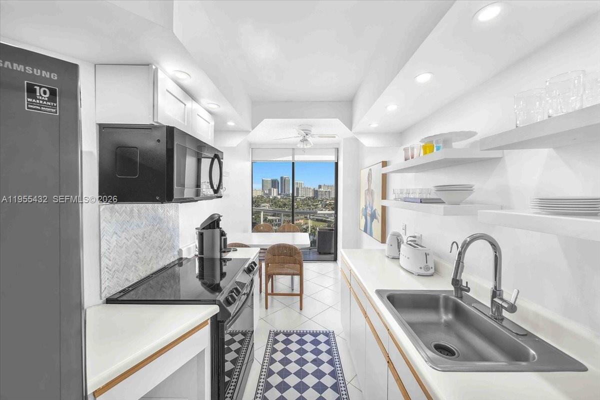 PORTSVIEW @ THE WATERWAYS - Residential