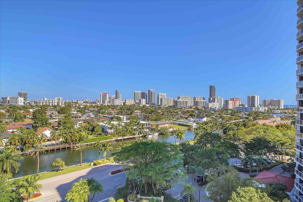 PORTSVIEW @ THE WATERWAYS - Residential