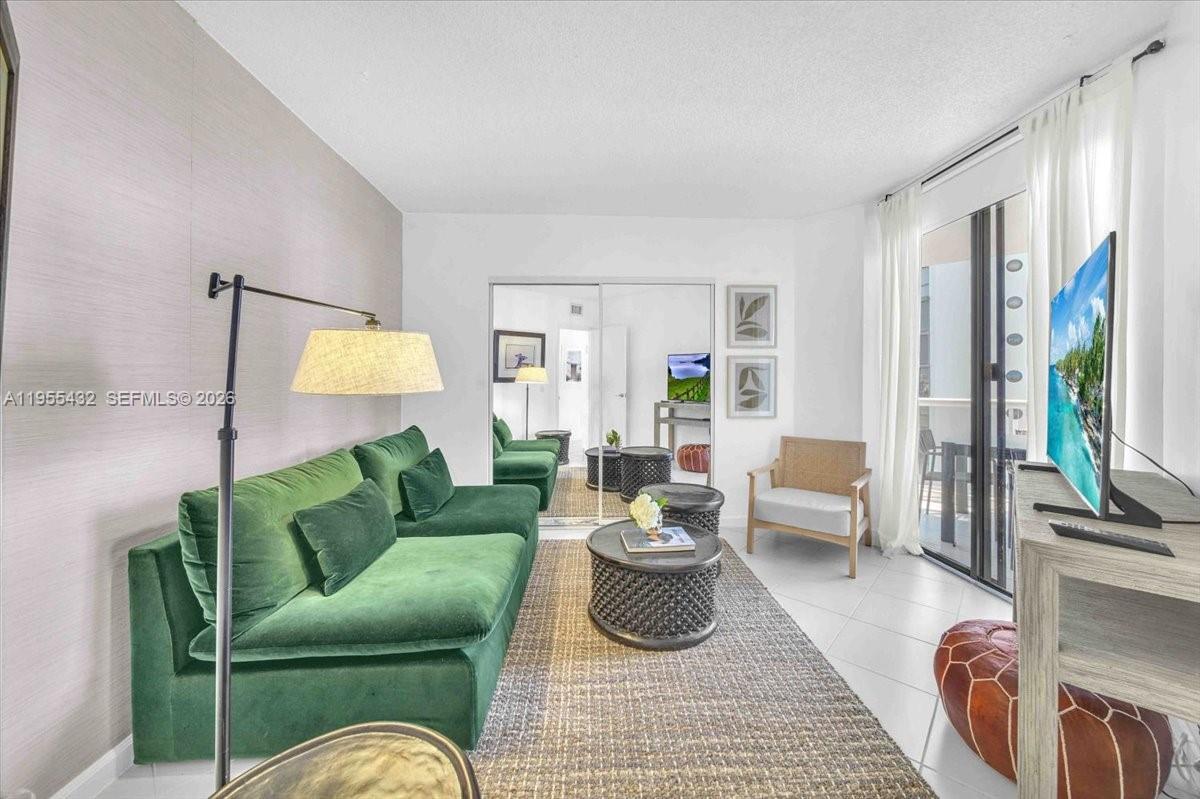 PORTSVIEW @ THE WATERWAYS - Residential