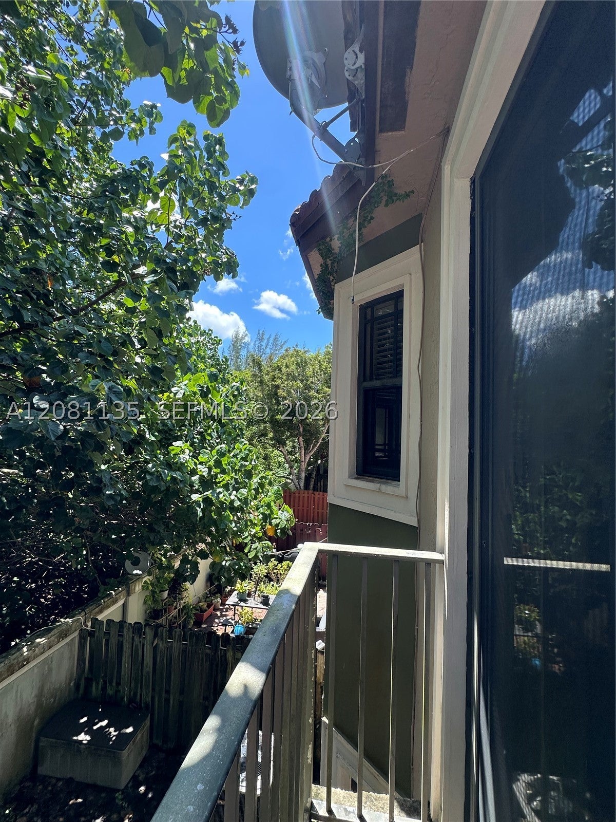 627 NE 35th Ave
